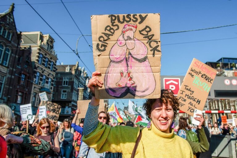 Stoere maatjes die doodsbang zijn voor seks en gender, en castratie?